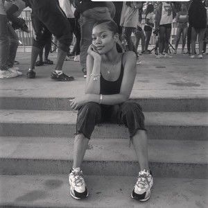 Meet your Posher, Nya